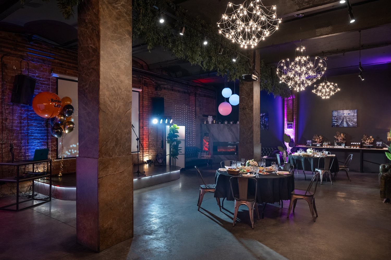 <span style="font-weight: bold;">Loft Space</span>